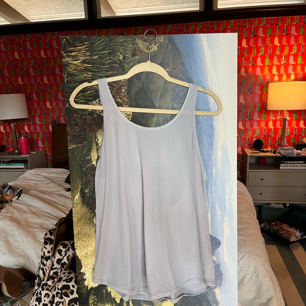 Rare discontinued lululemon athletica yoga top. Low cut back & cute strap detail